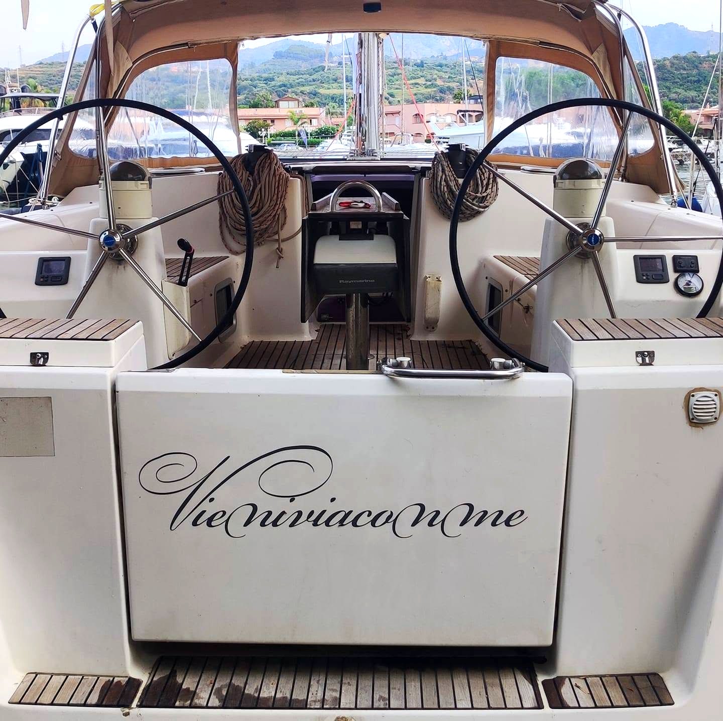 The cockpit with twin helms